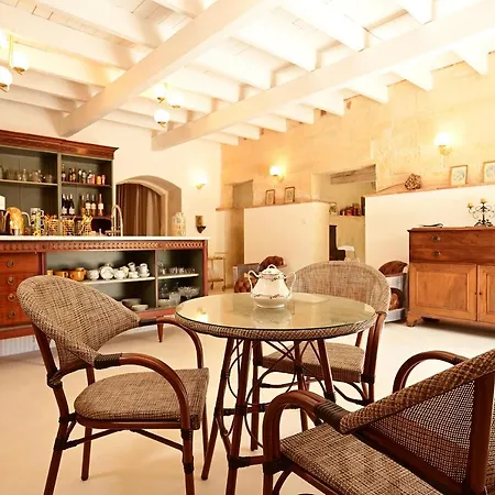 Bed & Breakfast Maison Tara Verte Au Mas Montredon Arles