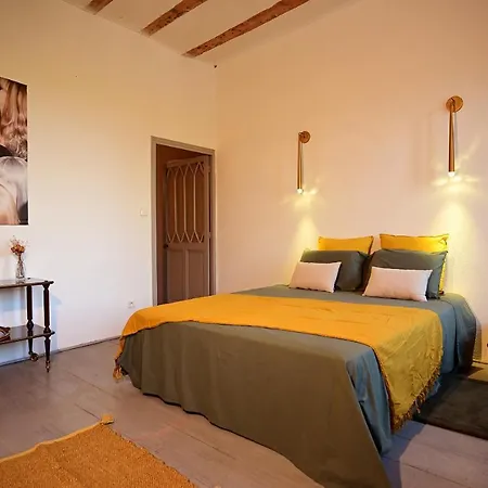 Maison Tara Verte Au Mas Montredon Bed & Breakfast Arles