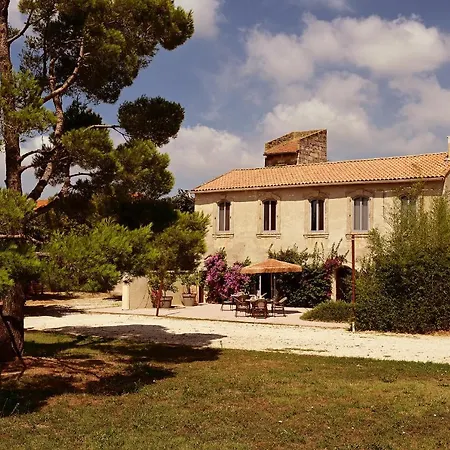 Maison Tara Verte Au Mas Montredon * Arles