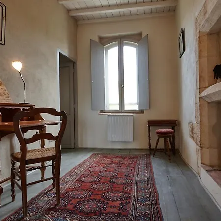 Maison Tara Verte Au Mas Montredon Bed & Breakfast *