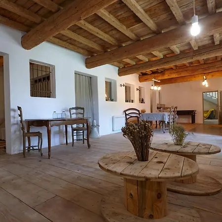 Maison Tara Verte Au Mas Montredon Arles